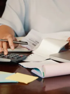 woman get out of credit card debt