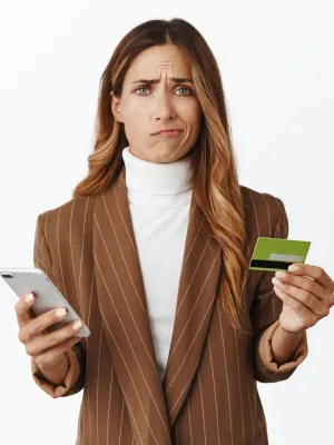 Woman concerned about credit card delinquency
