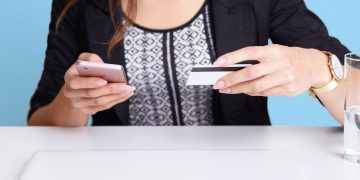 Woman getting a Credit Cards for Bad Credit.